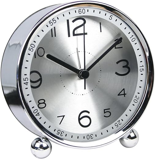 Alarm Clock,4 inch Round Table Clock,Classic Quartz Clock, Desk Cupboard Bedside Travel Alarm Clock(Silver)