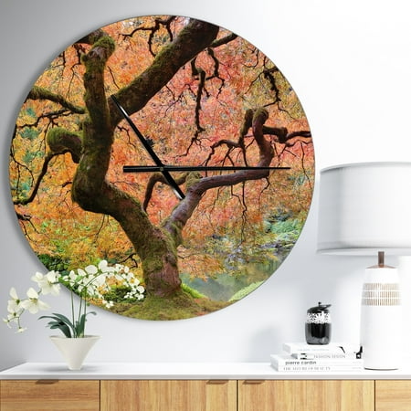 Autumn Maple Tree' Oversized Traditional Metal Clock