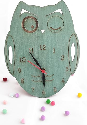 IVEI Green Owl Shaped Table Clock -Desk Clock-Modern Décor - Engraved Clock - Corporate Gifts